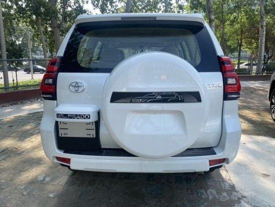 23款丰田霸道4000港口价格直降55万起落地多少钱