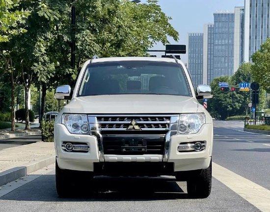 三菱帕杰罗v93最新报价最低价格293万国六环保公开