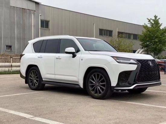 天津港23款凌志lx600裸车售价140多万起可分期