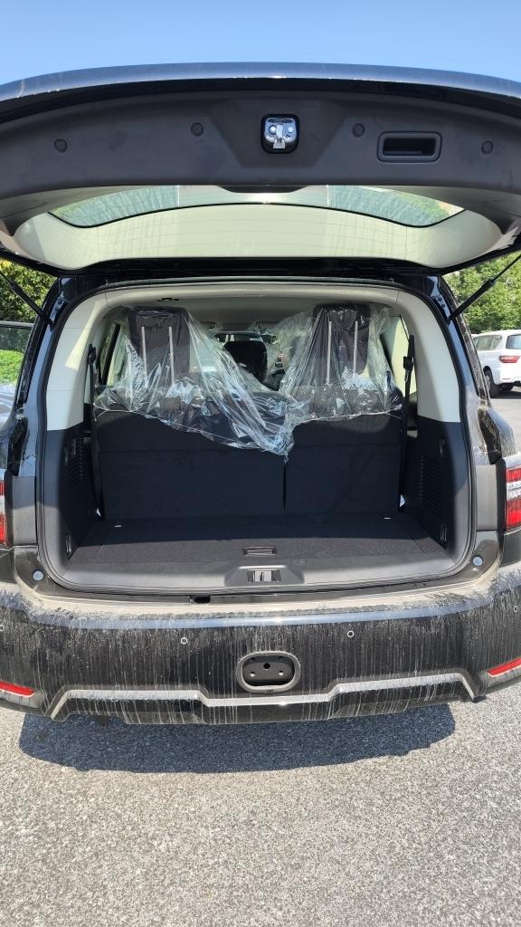 23款日产途乐40l平行进口价格50余万提车40l可全国分期