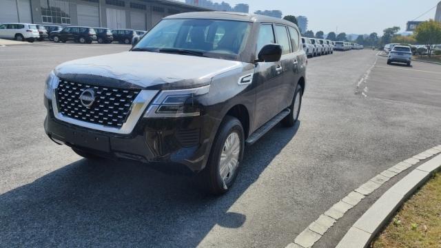 23款日产途乐40l平行进口价格50余万提车40l可全国分期