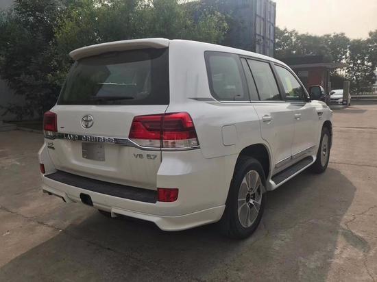 22款丰田酷路泽570自吸经典v8少量现车最后经典延续