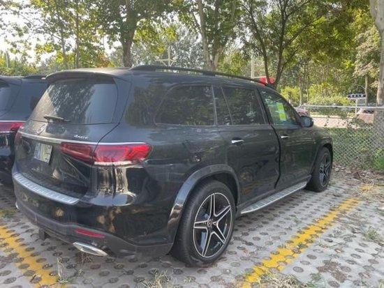 奔驰gls450是3.0t v6双涡轮增压发动机,最大马力367,峰值扭矩550n.