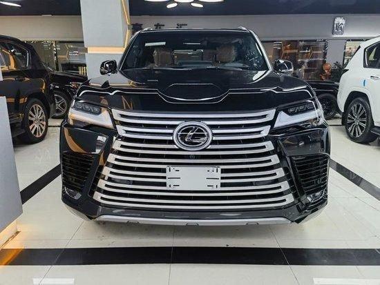 23款雷克萨斯LX600进口3.5TT豪华尊享130余万起售价