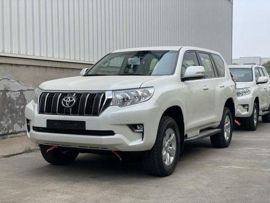 24款丰田霸道40现车exr报价545万起售