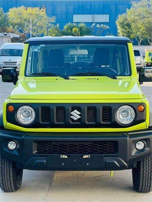 23款铃木吉姆尼15l越野小车23万港口最低售价