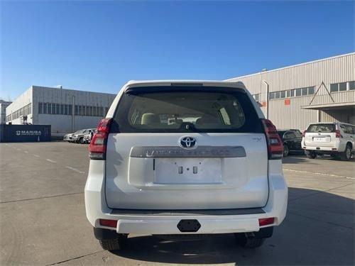 2023款丰田霸道2700全国上牌价格40多万起