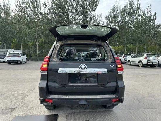 丰田霸道4000 4.0l 最新报价54万起售23款落地价格