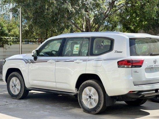 22款兰德酷路泽4000天津港价格67.5万