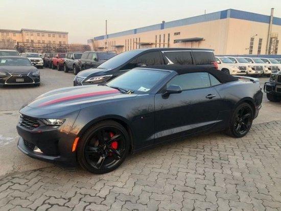 23款雪佛兰科迈罗20t软顶敞篷跑车全场降价10万