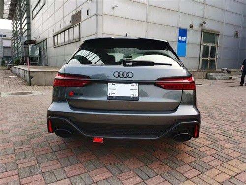 23款奥迪rs6港口最新售价可分期