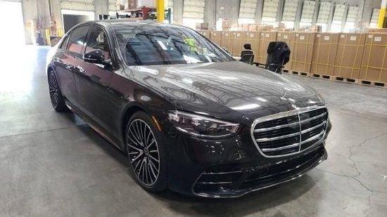 23款奔驰S500进口现车110万起售价格随时提车