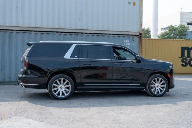 23款凯迪拉克凯雷德天津港现车优惠让利