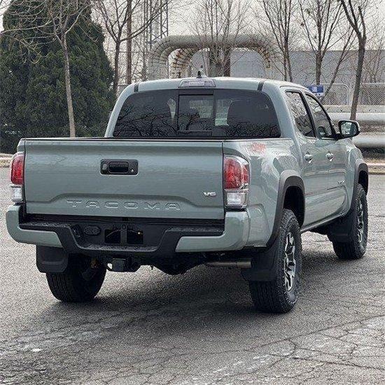 23款丰田塔库玛港口最新售价30万起可分期