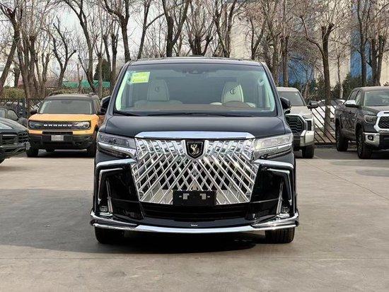 丰田埃尔法加长版天津港口现车价格155万包牌落地价格