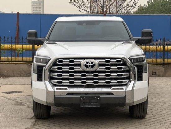 24款丰田坦途35t现车1794最低报价来袭