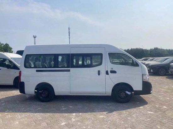 23款日产nv350大型商务车港口最新售价可分期