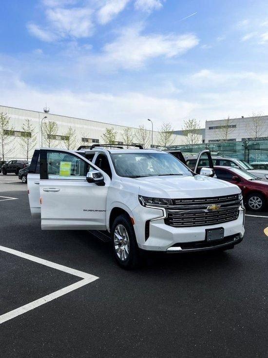 23款雪佛兰萨博班53四驱港口最新售价80多万可分期