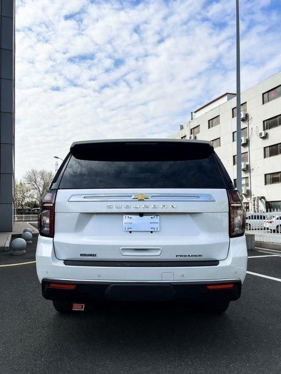 23款雪佛兰萨博班53四驱港口最新售价80多万可分期