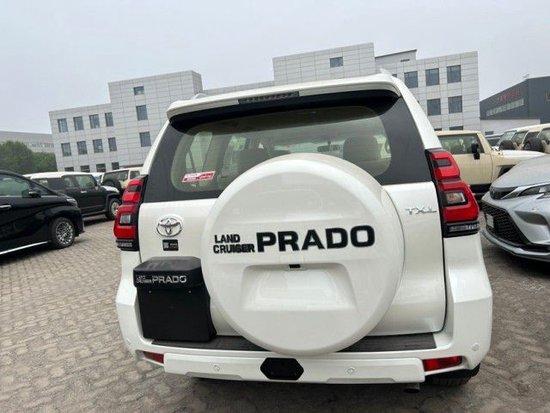 总而言之,丰田霸道2800是一款强悍而精致的suv,旨在为您提供卓越的