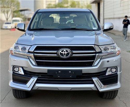 23款兰德酷路泽5700kdss港口现车落地多少钱