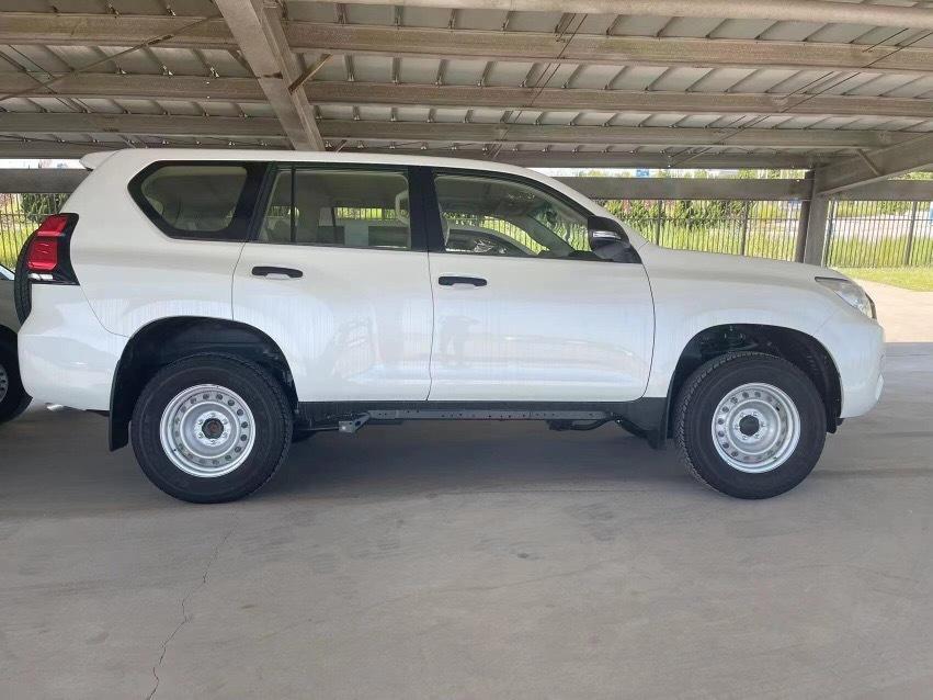 2023款霸道2700优惠真实报价仅售435万起