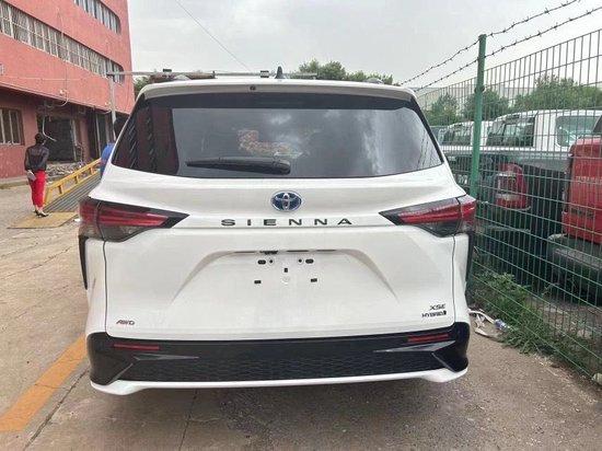 2024款丰田塞纳四驱标配港口特价热售