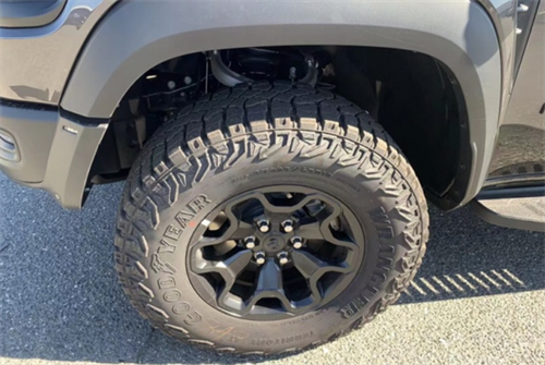 23款道奇霸王龙6.2T绝产少量现车82万最低售价