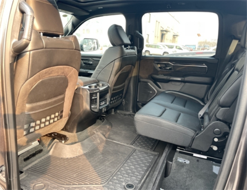 23款道奇霸王龙6.2T绝产少量现车82万最低售价