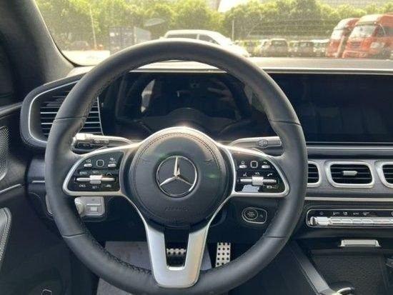 新款加版奔驰GLS580顶级八缸天津港现车价格