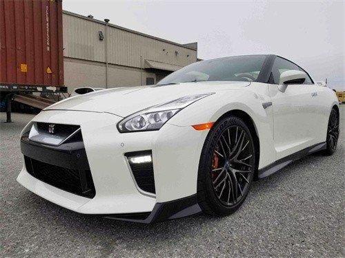 23款日产gtr38t超跑港口最新售价150万可分期