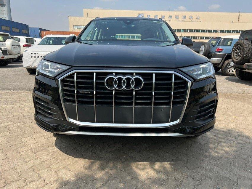 进口2023款奥迪q7现车价格低至40余万起支持分期