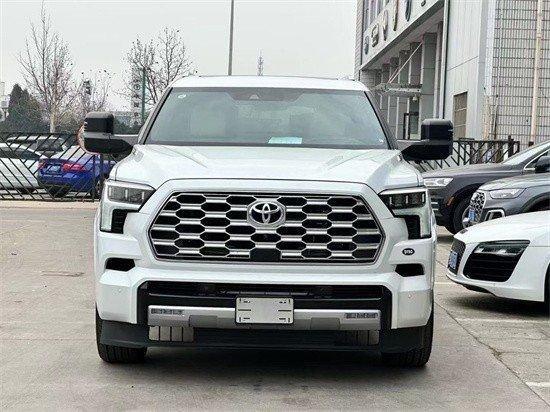 23款丰田红杉35t90多万起天津港优惠提车