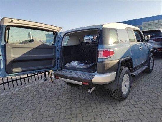 24款中东版丰田酷路泽FJ 硬派越野实力非凡