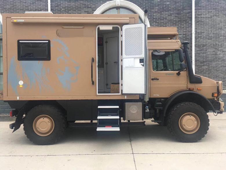 美规奔驰乌尼莫克u4000四驱房车阿莫迪罗多少钱