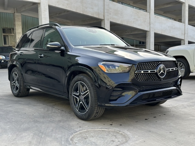 2024款奔驰gle450 5座 独家 运动 智能驾驶包现车多少钱 颜色全