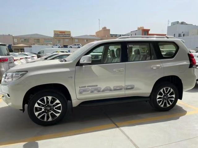 24款中东版丰田霸道4000txl 内部价50多万起