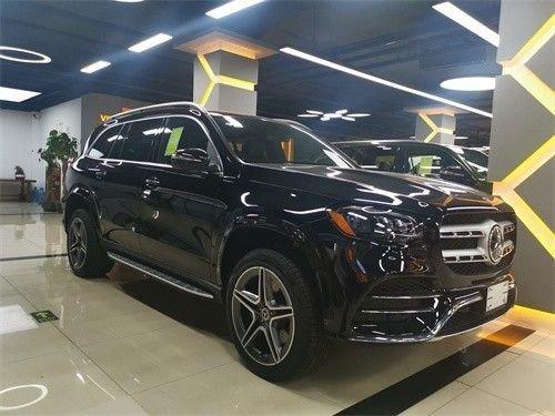 23款奔驰gls450配置豪华100多万起价