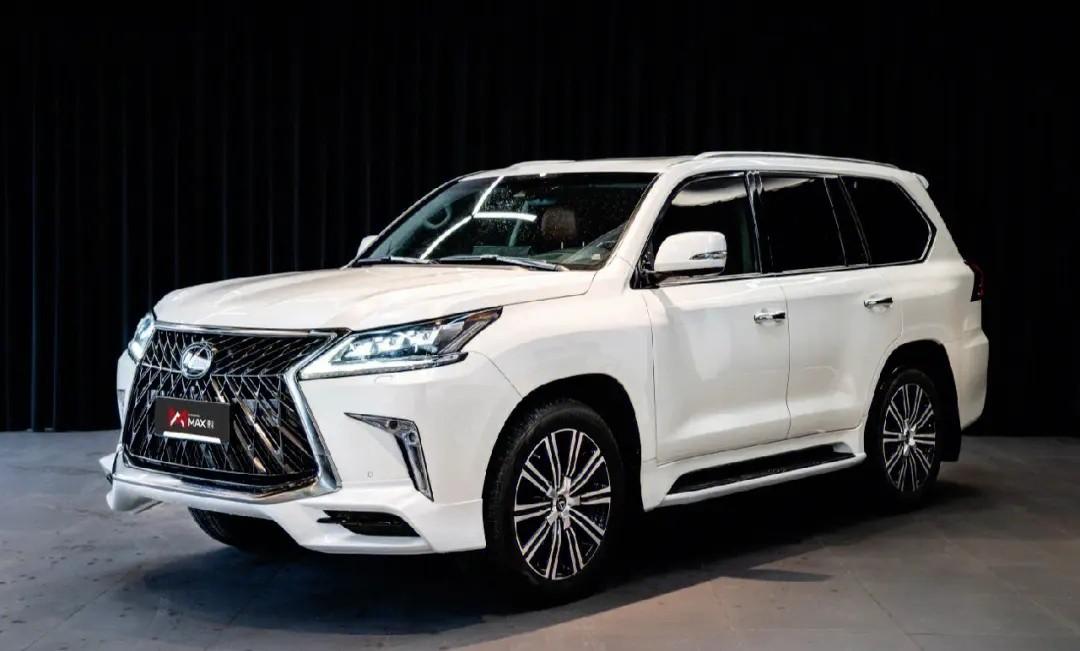 雷克萨斯LX570国六B绝版越野实拍
