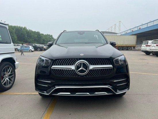 24款奔驰gle450标配天津港保税区现车掉价7万