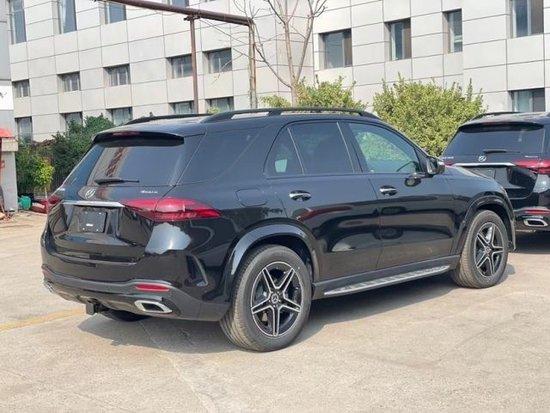 24款奔驰gle450标配天津港保税区现车掉价7万