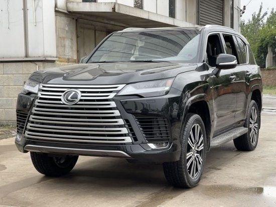23款雷克萨斯lx600平行进口现车140万港口最低价