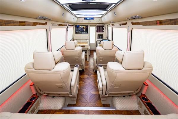 北京 惊喜促销红旗国悦QM7降价4.5万特卖再享福利优惠