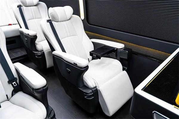 北京 惊喜促销红旗国悦QM7降价4.5万特卖再享福利优惠