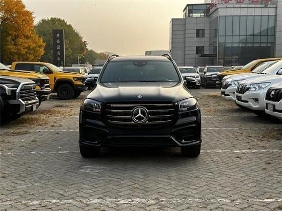 24款加版奔驰gls450暗夜包满配港口仅需118万起售