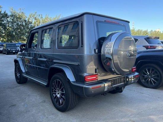 2024款奔驰g400越野典范儿全民狂欢价格