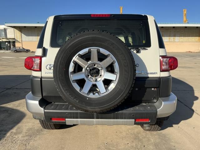 23款丰田fj酷路泽40lv6现车手续齐39万港口最低价