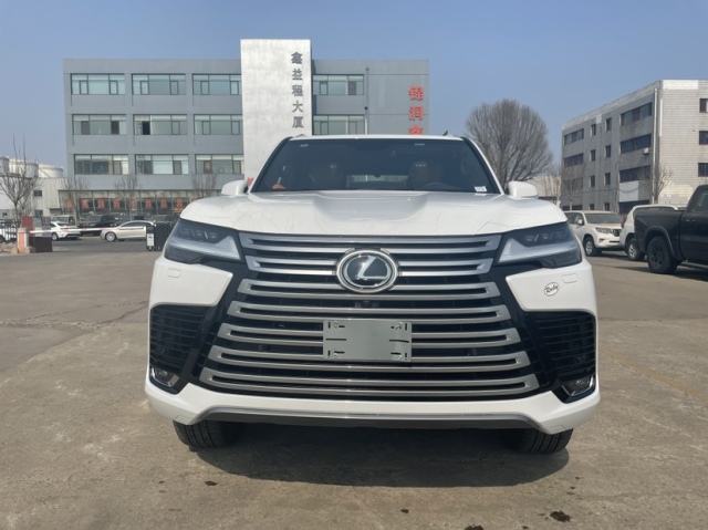 半岛体育- 半岛体育官方网站- APP下载2024款雷克萨斯LX500d 33T柴油7座现车报价 定位豪华SUV