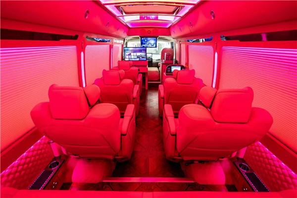 丰田考斯特13座价格考斯特13座报价配置