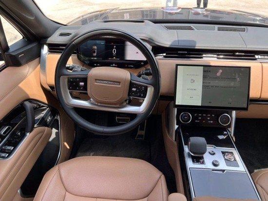 24款路虎揽胜行政款港口组最新报价市场行情